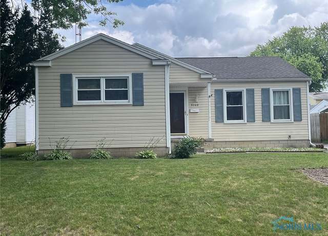 Property at 5208 Oakridge Dr, Toledo, OH 43623, 4 beds, 1.5 baths