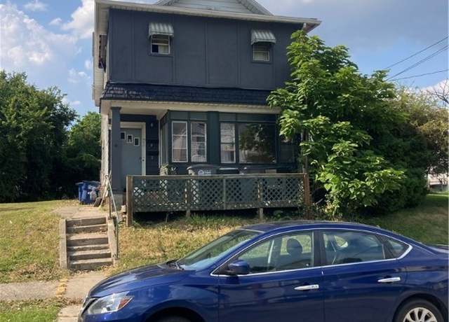 Property at 445 4th St, Toledo, OH 43605, 4 beds, 2 baths