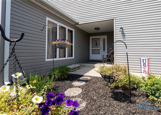Property at 801 Fox Run Rd Unit U3, Findlay, OH 45840, 2 beds, 2 baths