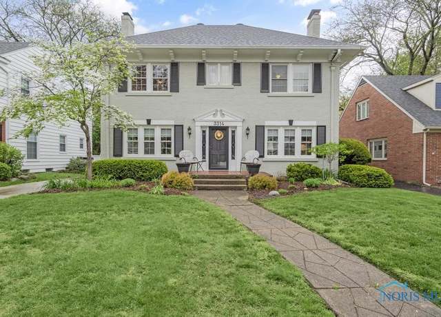 Property at 3314 Pelham Rd, Ottawa Hills, OH 43606, 3 beds, 3 baths