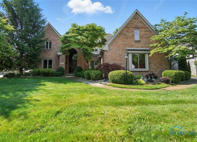 Property at 7345 Kings Walk Ln, Sylvania, OH 43560, 4 beds, 2.5 baths