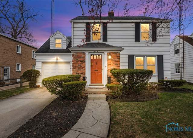 Property at 3630 Kershaw Ave, Toledo, OH 43613, 3 beds, 1.5 baths