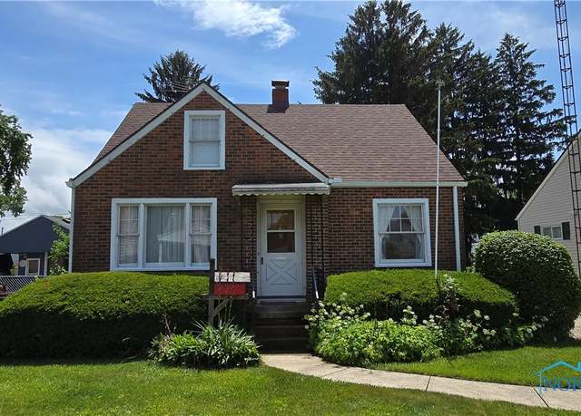 Property at 2632 117th St, Toledo, OH 43611, 3 beds, 1.5 baths