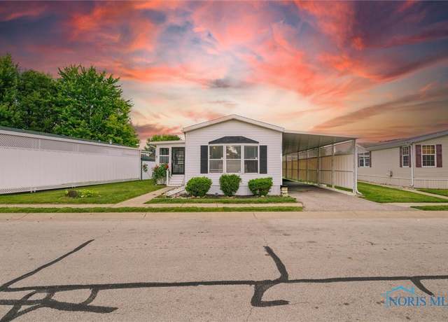 Property at 715 S Holland Sylvania Rd #111, Toledo, OH 43615, 3 beds, 2 baths