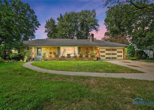 Property at 3728 Richlawn Dr, Toledo, OH 43614, 2 beds, 1.5 baths
