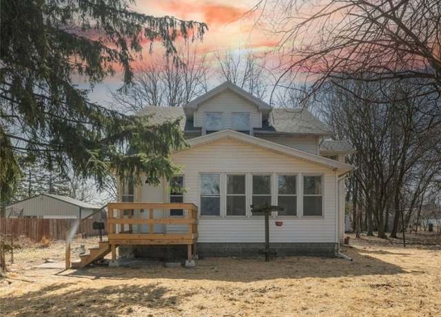 Property at 5805 Fryer Ave, Toledo, OH 43615, 3 beds, 1.5 baths