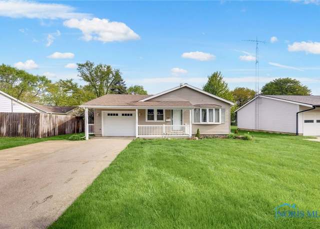 Property at 588 Douglas Dr, Wauseon, OH 43567, 3 beds, 1 bath