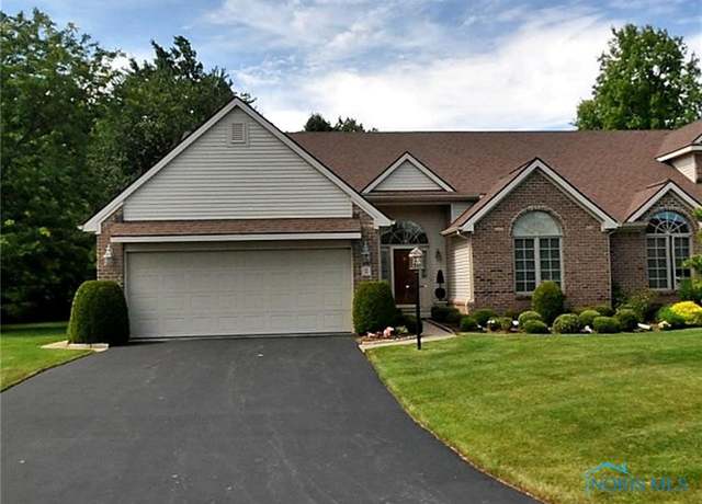 Property at 2 Shenandoah Cir, Sylvania, OH 43560, 3 beds, 2 baths