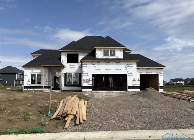 Property at 122 Wellington Pl, Perrysburg, OH 43551, 4 beds, 3.5 baths