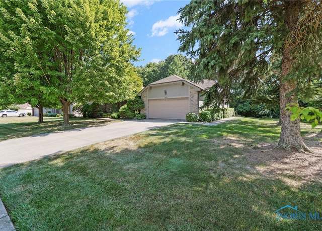 Property at 26954 Cranden Dr, Perrysburg, OH 43551, 3 beds, 2.5 baths