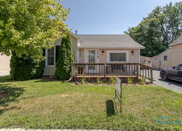 Property at 1421 Maumee St, Holland, OH 43528, 3 beds, 2 baths