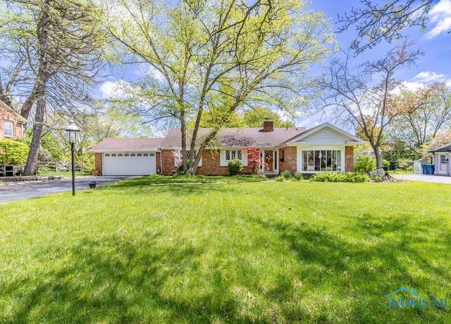 Property at 5550 Olde Post Rd, Sylvania, OH 43560, 3 beds, 2.5 baths