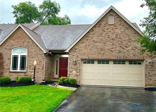 Property at 11 Shenandoah Cir, Sylvania, OH 43560, 3 beds, 3.5 baths