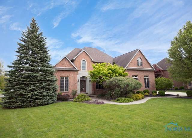 Property at 665 Meadowview Dr, Findlay, OH 45840, 4 beds, 4 baths