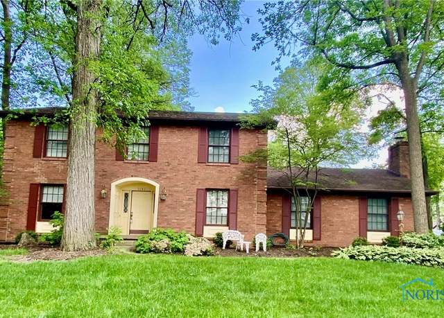 Property at 1141 Ironwood Dr, Findlay, OH 45840, 4 beds, 2.5 baths