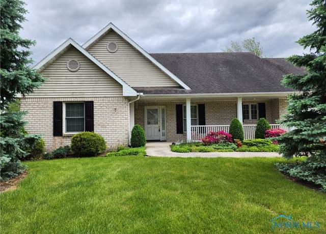 Property at 556 Becklee Dr, Napoleon, OH 43545, 3 beds, 2 baths