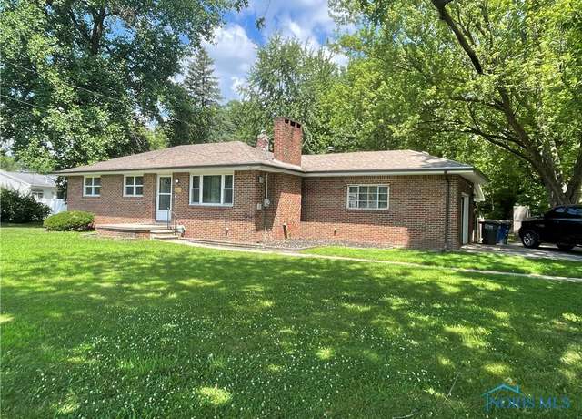 Property at 5626 Dorr St, Toledo, OH 43615, 3 beds, 1 bath