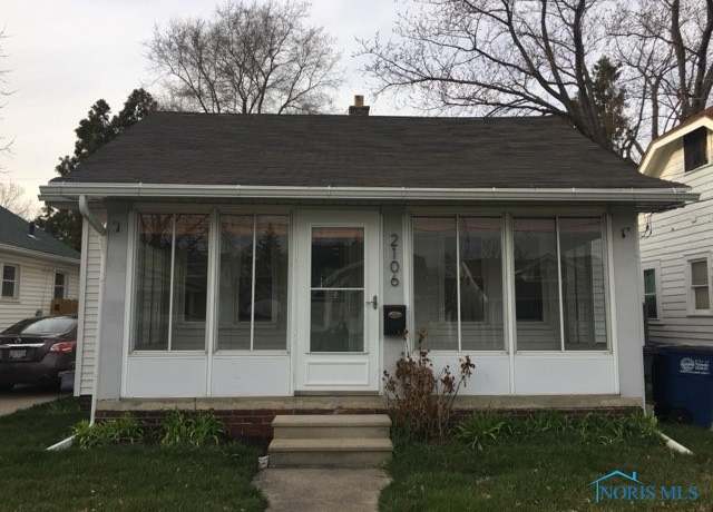 Property at 2106 Fairfax Rd, Toledo, OH 43613, 3 beds, 1 bath
