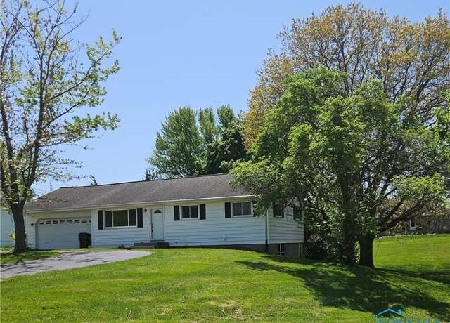 Property at 1620 Ayersville Ave, Defiance, OH 43512, 4 beds, 2 baths