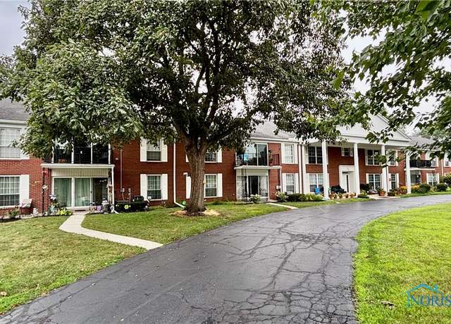 Property at 425 W Ridge Dr Unit U5, Fostoria, OH 44830, 2 beds, 2 baths