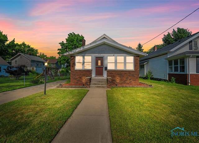 Property at 3718 Drexel Dr, Toledo, OH 43612, 2 beds, 1 bath