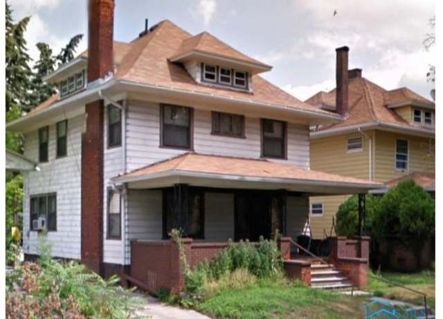 Property at 862 Prouty Ave, Toledo, OH 43609, 4 beds, 1.5 baths