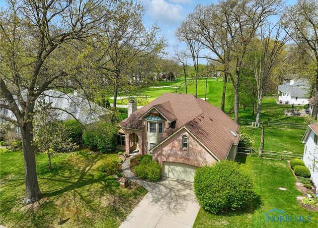 Property at 8420 Willow Glen Ct, Holland, OH 43528, 4 beds, 2.5 baths