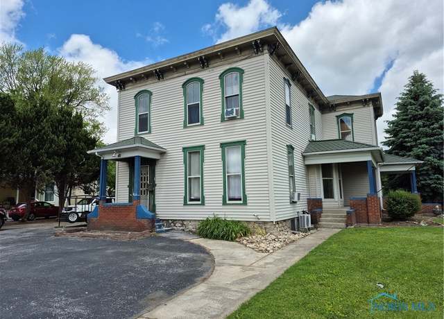 Property at 706 W Main Cross St, Findlay, OH 45840, 5 beds, 2 baths