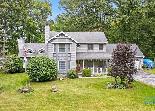 Property at 15680 Thornwood Dr, Findlay, OH 45840, 4 beds, 2.5 baths