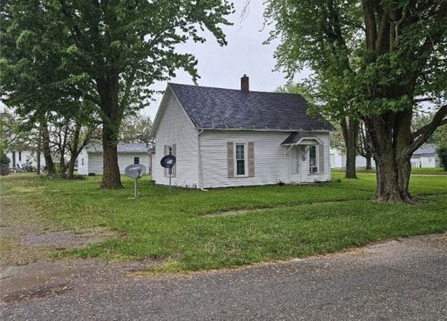 Property at 125 Cowen St, Hamler, OH 43524, 2 beds, 1 bath