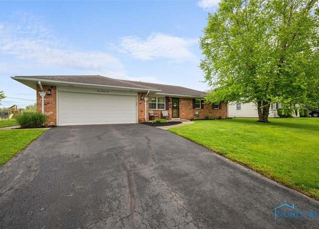 Property at 394 Overlook Dr, Waterville, OH 43566, 3 beds, 1.5 baths