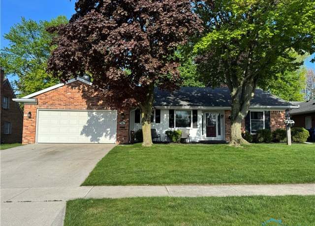 Property at 541 S Berlin Ave, Oregon, OH 43616, 2 beds, 2 baths