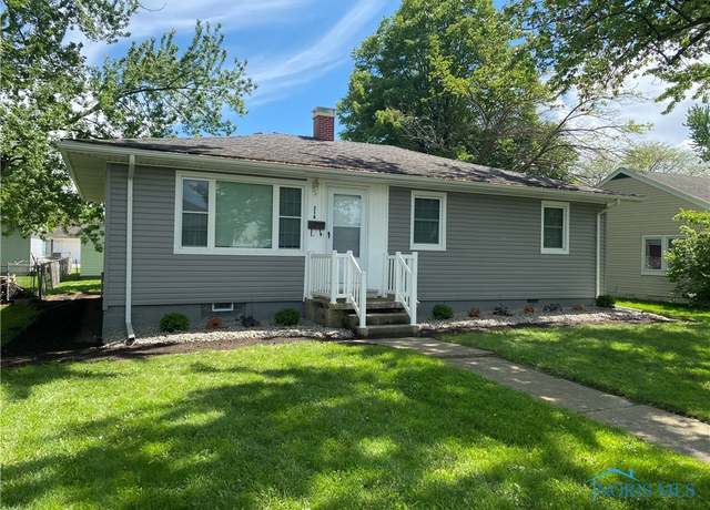 Property at 210 W William St, Maumee, OH 43537, 3 beds, 1 bath