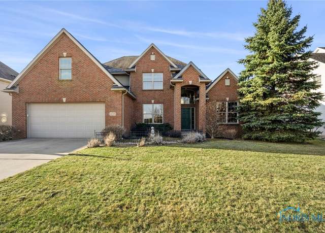 Property at 14579 Lake Meadows Dr, Perrysburg, OH 43551, 4 beds, 2.5 baths