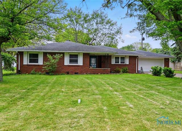 Property at 127 Huron Rd, Findlay, OH 45840, 3 beds, 2 baths