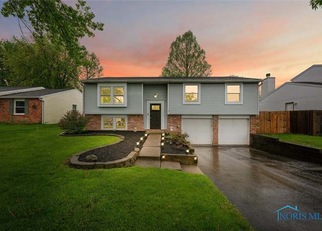 Property at 2034 Kellerston Rd, Maumee, OH 43537, 4 beds, 2.5 baths