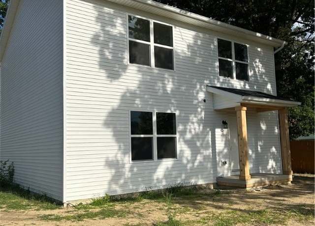 Property at 3514 Moffat Rd, Toledo, OH 43615, 3 beds, 2.5 baths