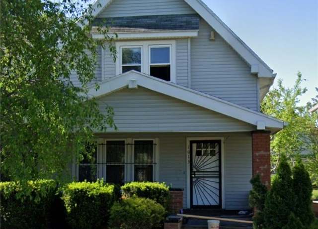 Property at 1013 Pinewood Ave, Toledo, OH 43607, 3 beds, 1 bath