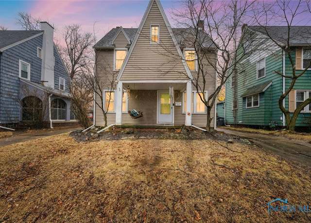 Property at 4526 Eastway St, Toledo, OH 43612, 3 beds, 1 bath