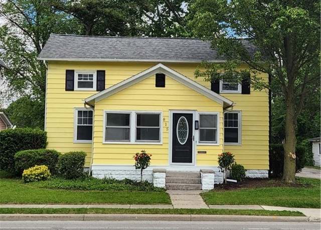 Property at 815 S Blanchard St, Findlay, OH 45840, 3 beds, 1 bath