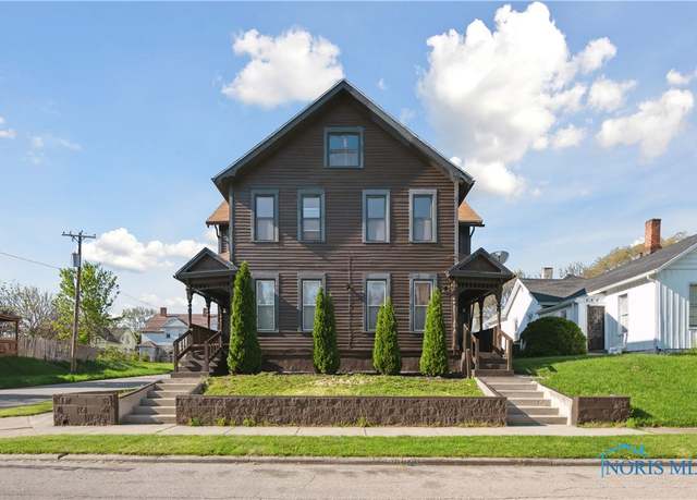 Property at 666 Humboldt St, Toledo, OH 43604, 5 beds, 2 baths