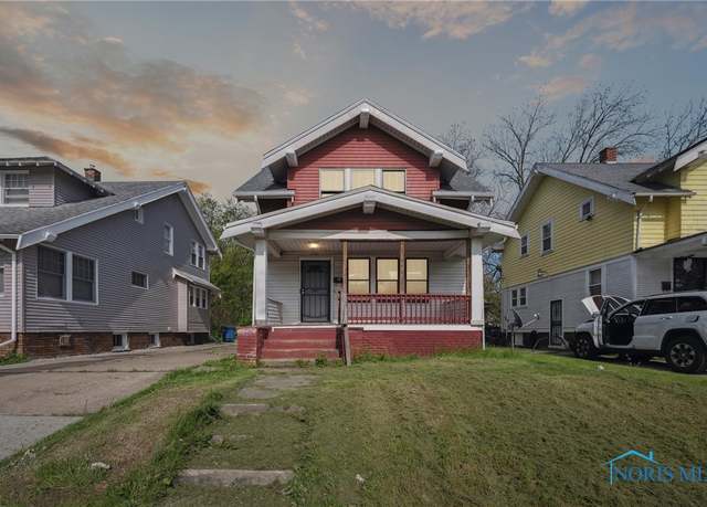 Property at 1908 Parkdale Ave, Toledo, OH 43607, 3 beds, 1 bath