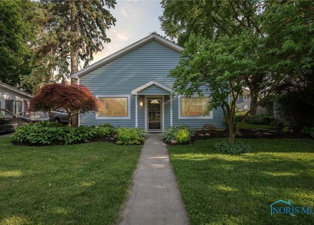 Property at 10823 Lucas St, Whitehouse, OH 43571, 3 beds, 2 baths