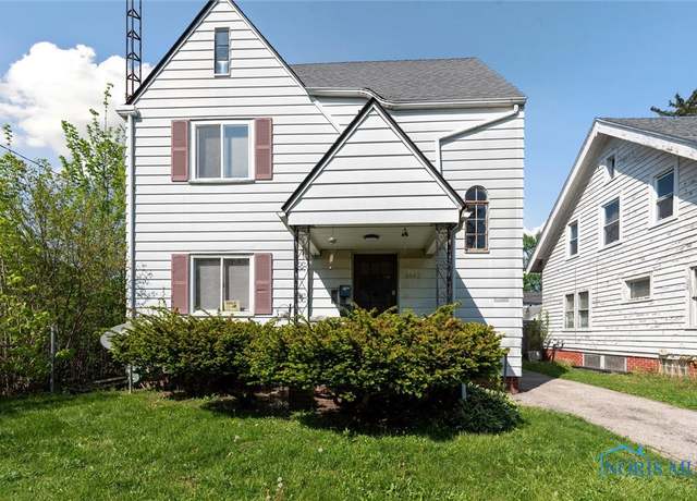 Property at 1442 Schuyler Rd, Toledo, OH 43612, 4 beds, 2 baths