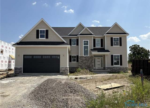Property at 140 Barton Creek Dr, Perrysburg, OH 43551, 4 beds, 2.5 baths