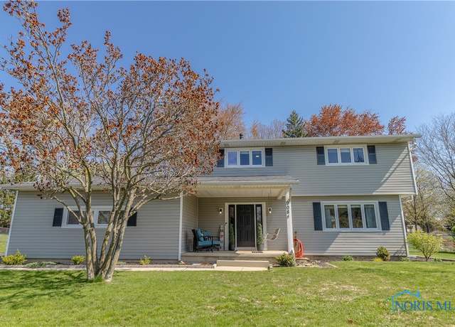 Property at 908 Laurel Ln, Findlay, OH 45840, 4 beds, 1.5 baths