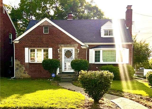 Property at 2679 Latonia Blvd, Toledo, OH 43606, 3 beds, 2 baths