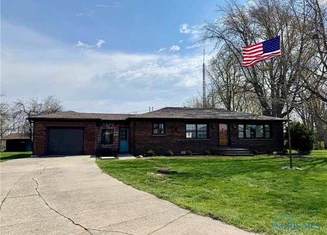 Property at 1965 Colwell Cir, Defiance, OH 43512, 2 beds, 1 bath