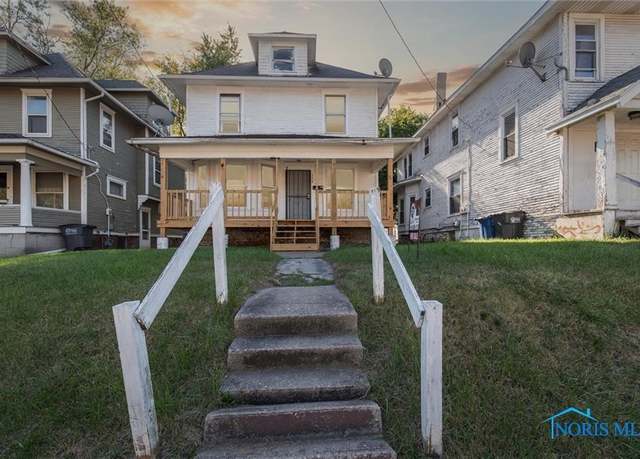 Property at 3239 Cherry St, Toledo, OH 43608, 4 beds, 1.5 baths