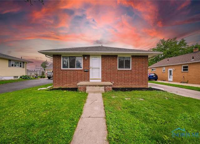 Property at 3431 146th St, Toledo, OH 43611, 3 beds, 2 baths